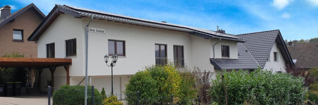 Ferienwohnung Mit Terrasse, Kostenloses Wlan, Parkplatz Bad Oeynhausen Exterior photo