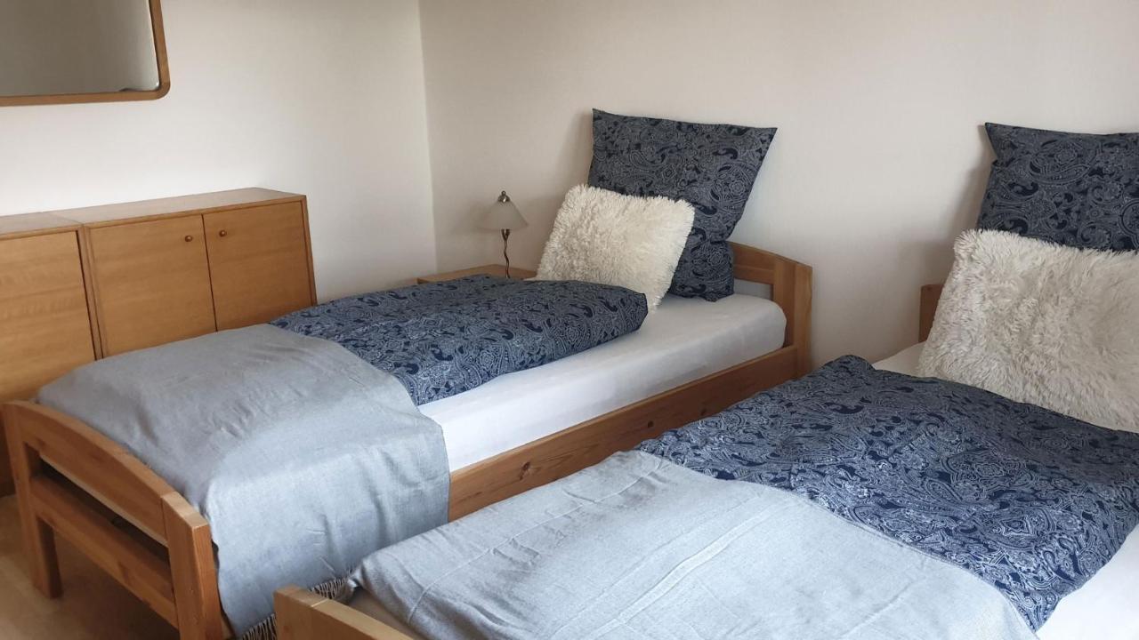 Ferienwohnung Mit Terrasse, Kostenloses Wlan, Parkplatz Bad Oeynhausen Exterior photo
